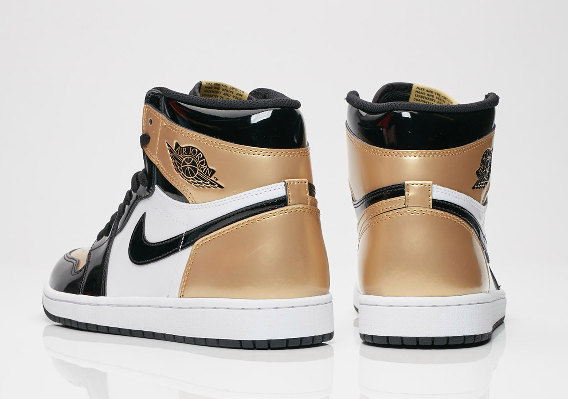 air jordan retro 1 gold toe
