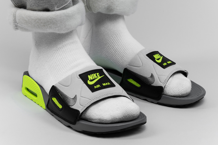 nike 90 slide